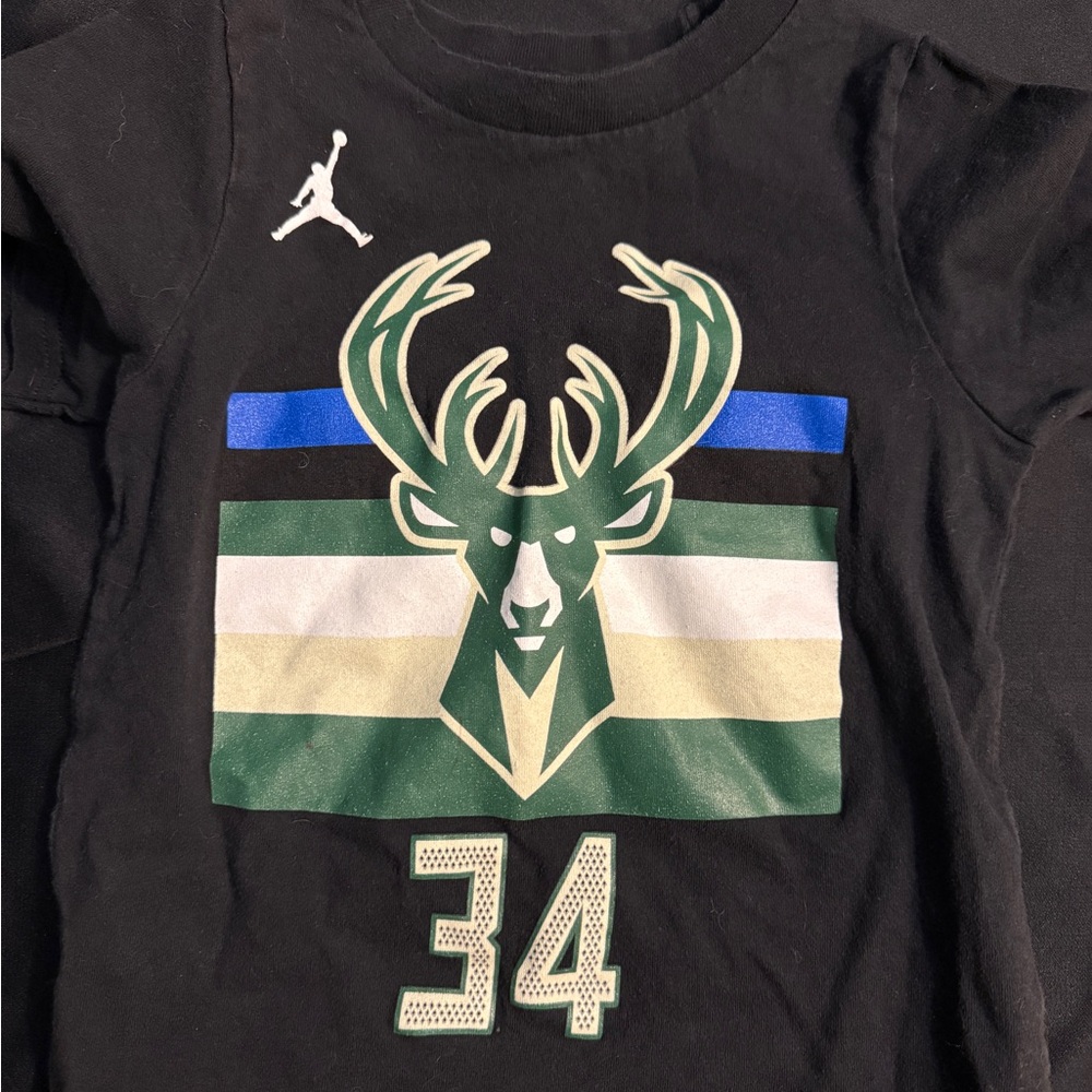 Nike Kids Milwaukee Bucks Tee